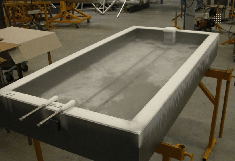 Cryogenic cooling boxes