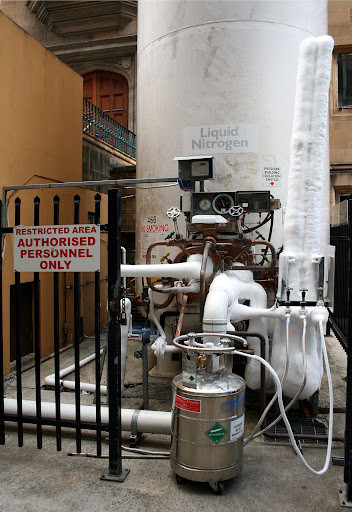 mobile storage dewar