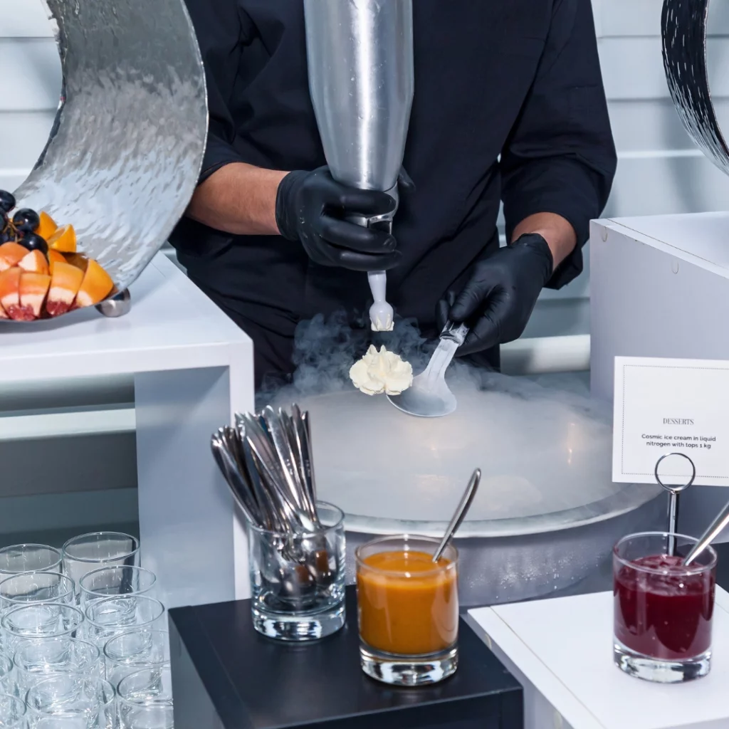 Liquid nitrogen cooling in food industry